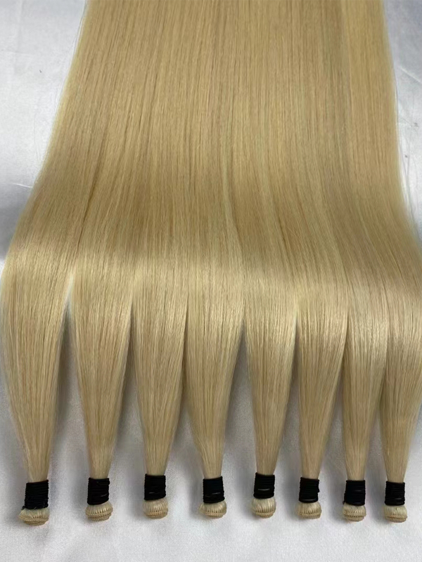 Hand-tied weft 04.jpg